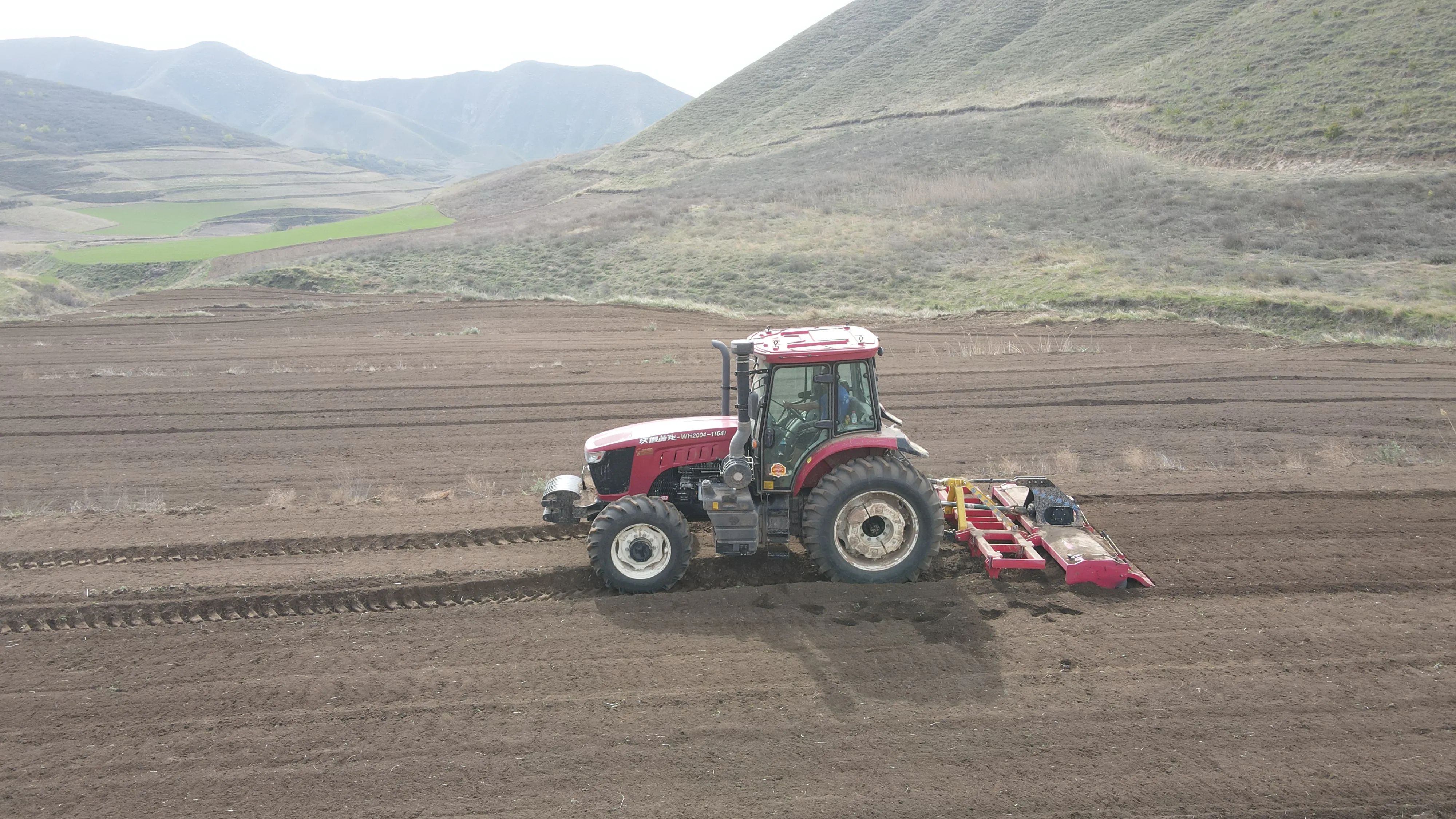 agriculture tractor1